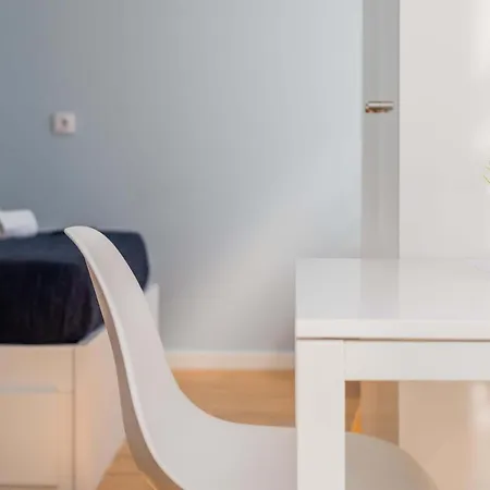 Briosa Studio Vasconcelos Apartment *